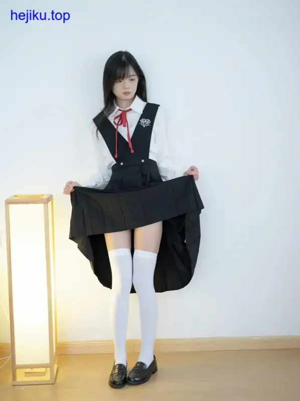 一只喵喵梓可爱插画