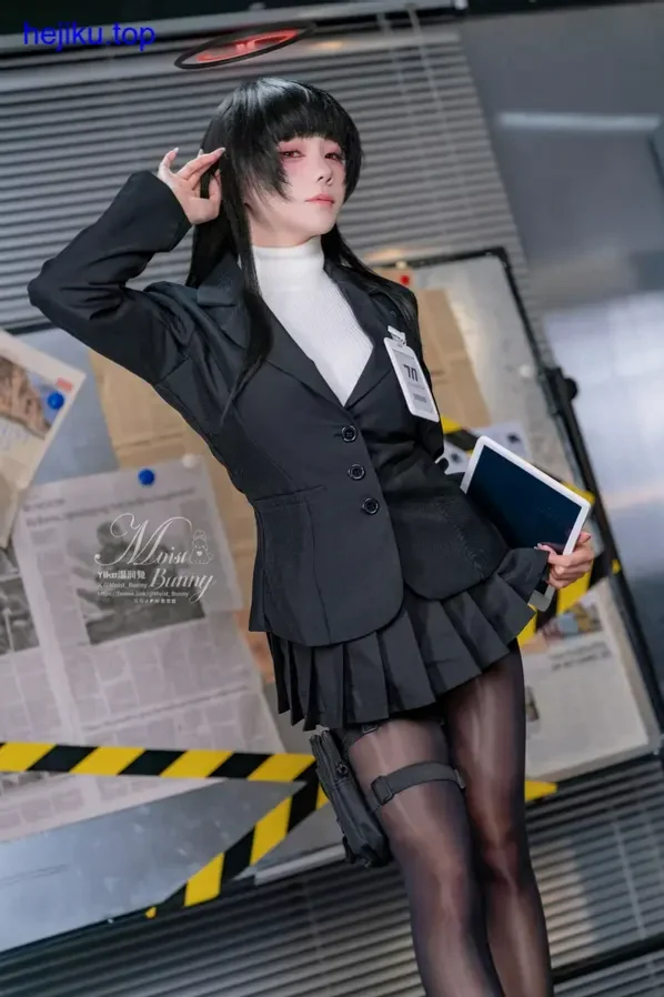 咬一口兔娘眼神细节