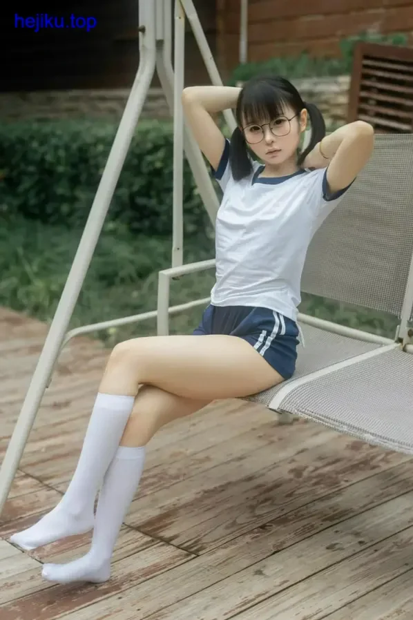 幼水铃衣浴衣写真