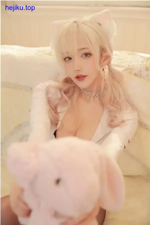 啾小妍Deer微博发布长图 啾小妍Deer发布长图cos作品合集