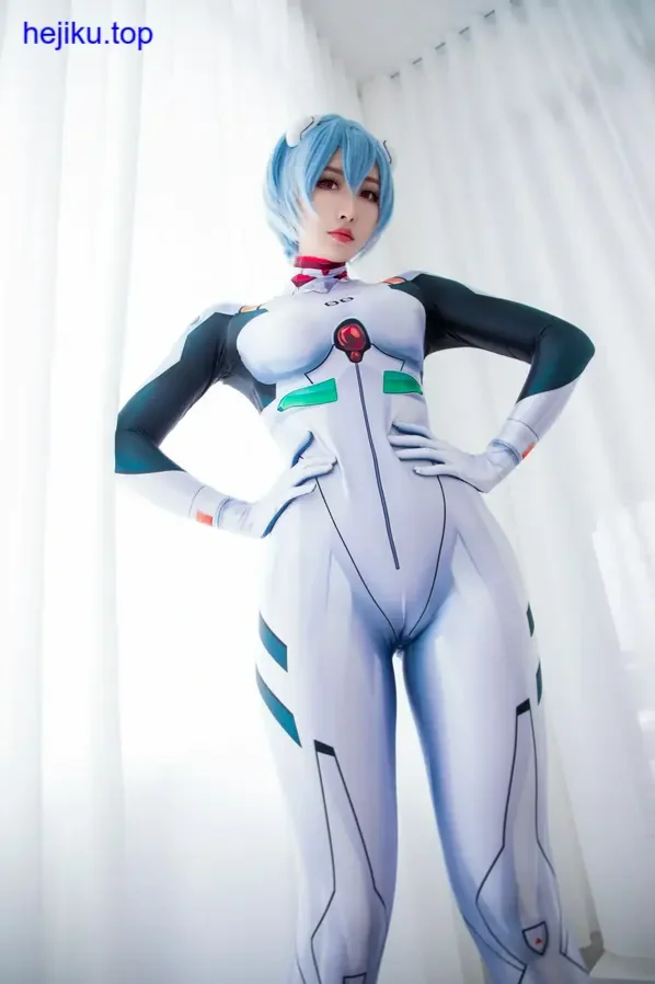 MissWarmJ亚丝娜战斗姿态cosplay