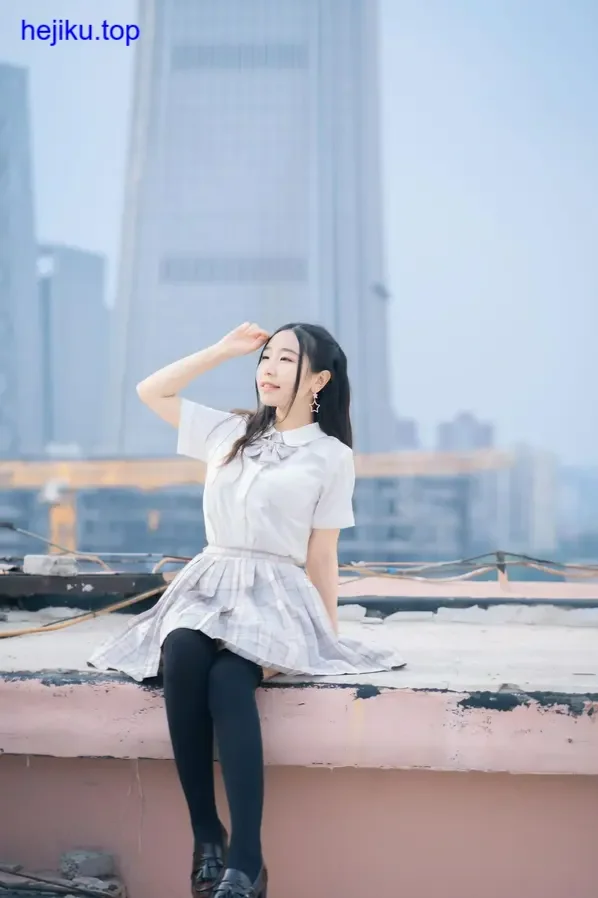 穆零mu0喝奶茶动图表情包